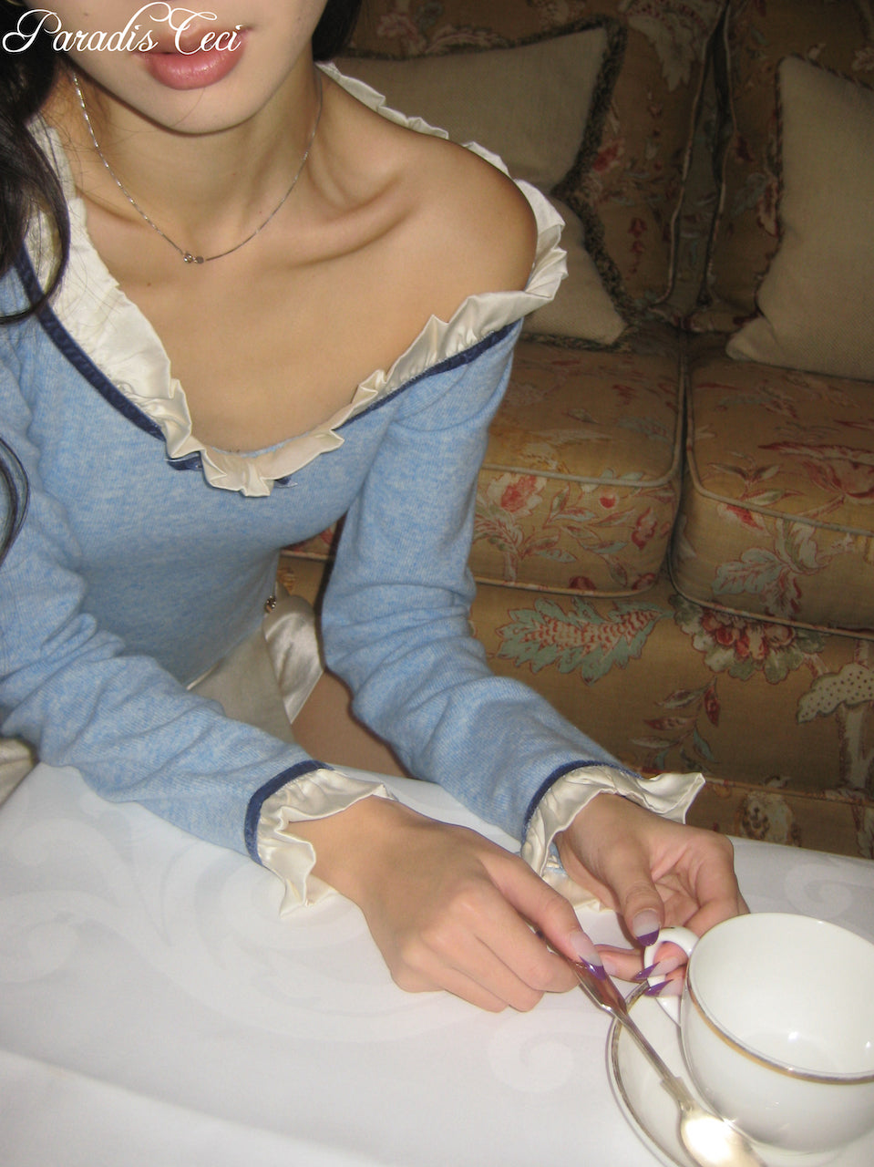 ‘Vallie’ ruffle velvet ribbon top - baby blue