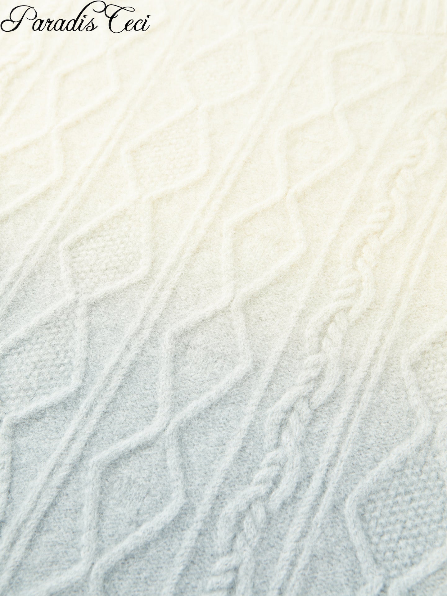 'Snowy' 2-in-1 raccoon wool jumper