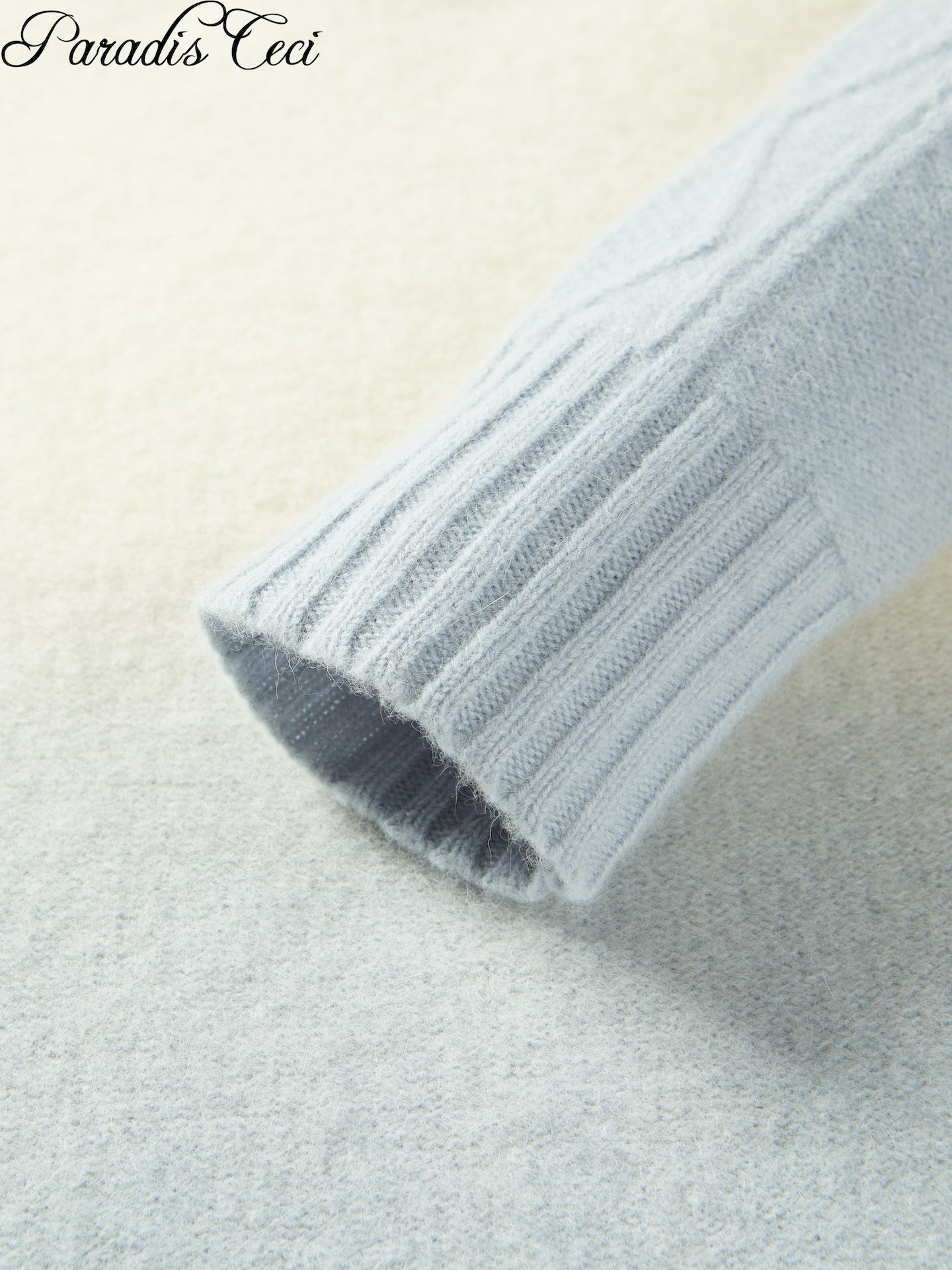 'Snowy' 2-in-1 raccoon wool jumper